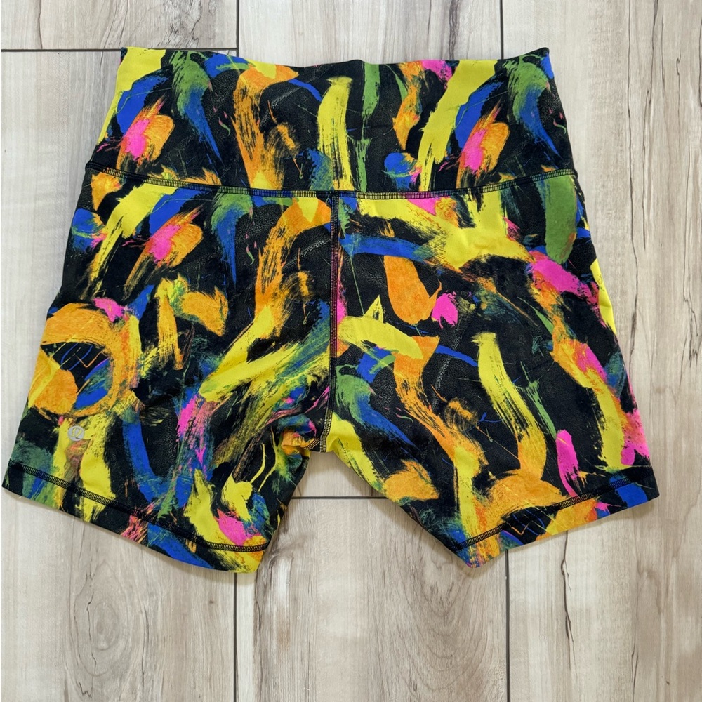 Lululemon shorts. Size 14. Excellent condition.